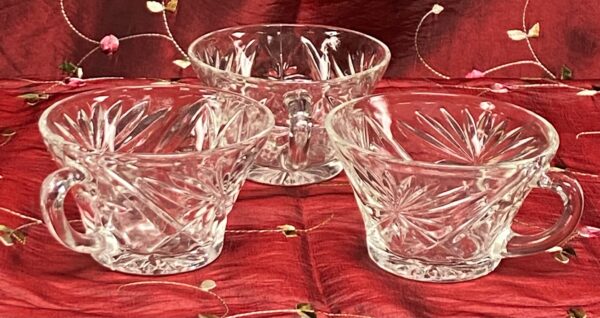 Anchor Hocking Prescut Clear Punch Cup Set