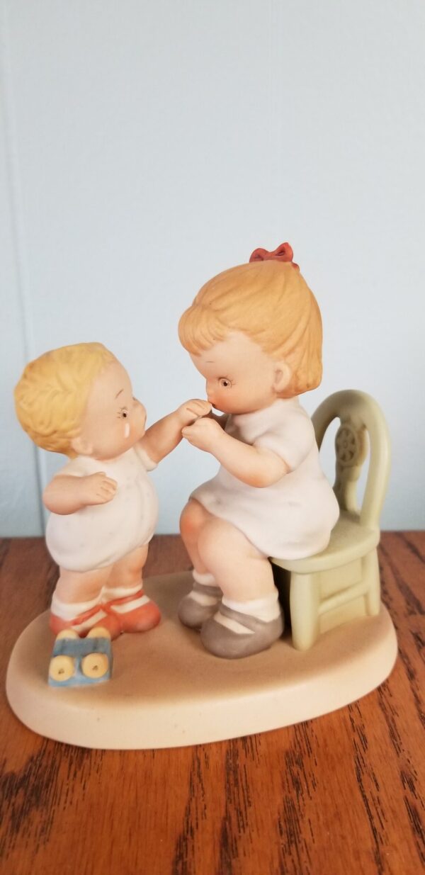 Enesco Memories of Yesterday Figurine Lot - Image 3